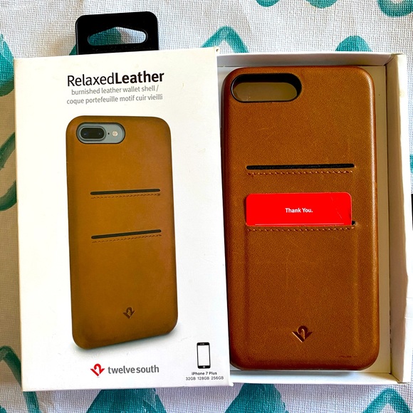 Twelve South - Relaxed Leather iPhone 7 Plus Case - Picture 4 of 10